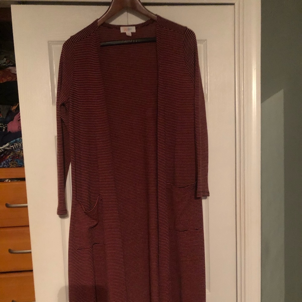 NWOT LuLaRoe Small Sarah